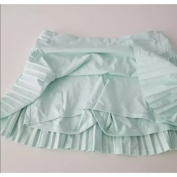 Lululemon Pleat to Street Skort Seafoam Green sz.4, 6 and sz.8